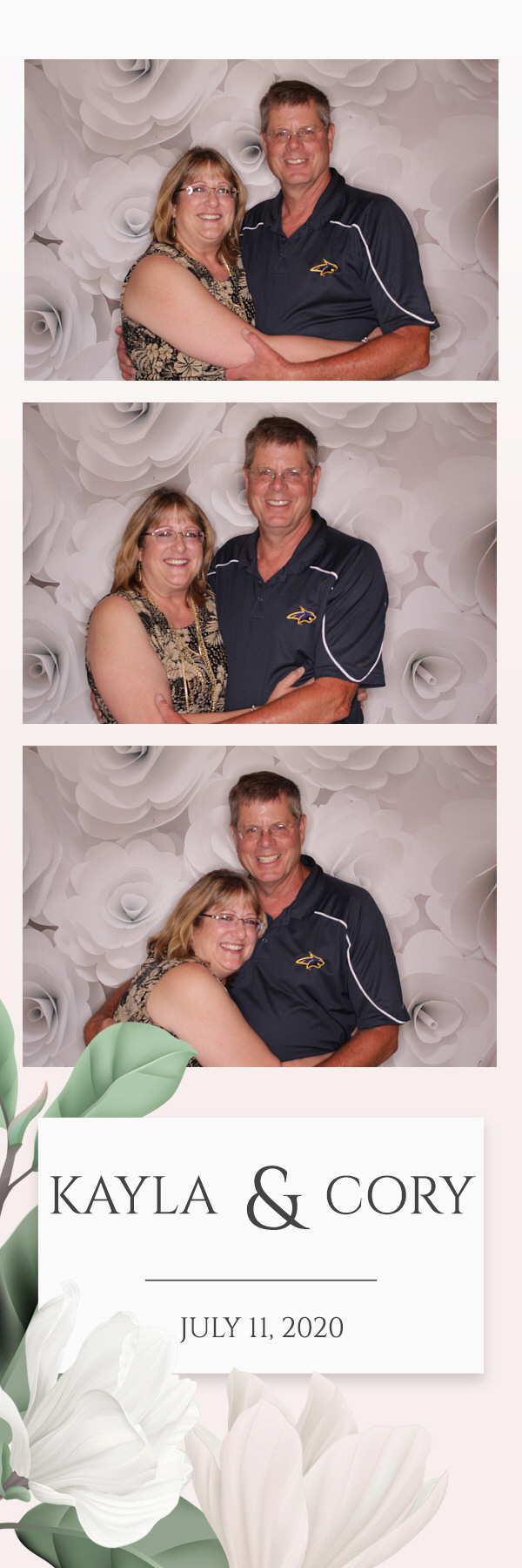 Kayla and Cory Wedding | View more photos from the event at gallery.photoboothbillings.com/u/PhotoBoothBillings/Kayla-and-Cory-Wedding